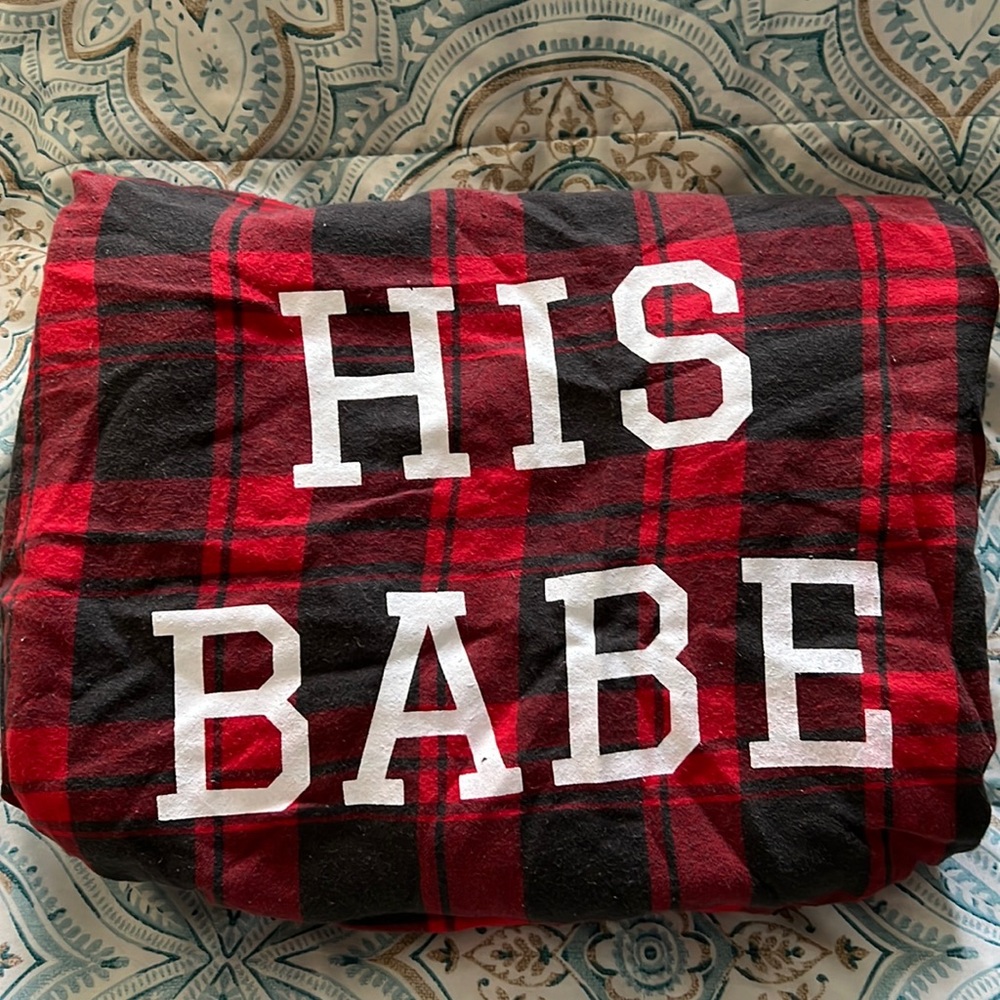 “His Babe” Lomb sleeve checkered shirt